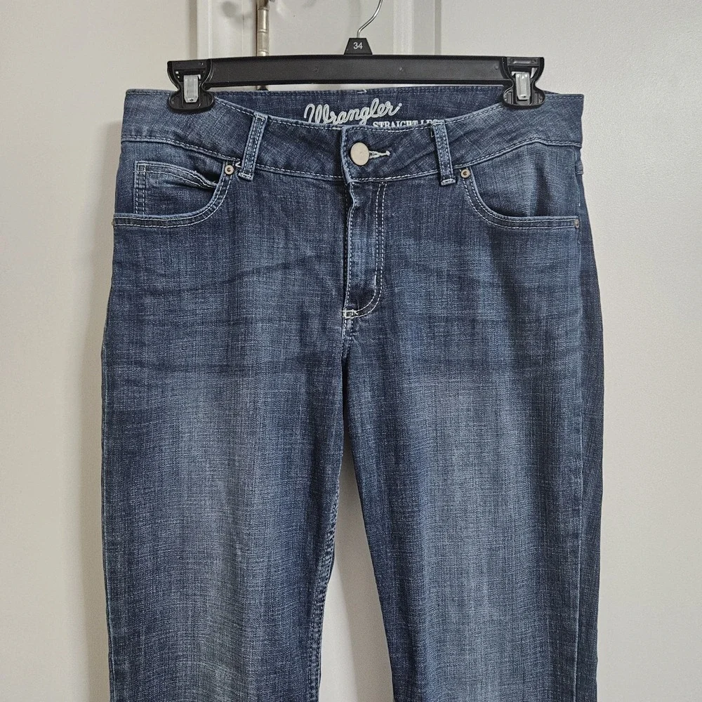 Wrangler Jeans Women 11x36 Dark Blue Straight Leg Embroidered Mid Rise Western